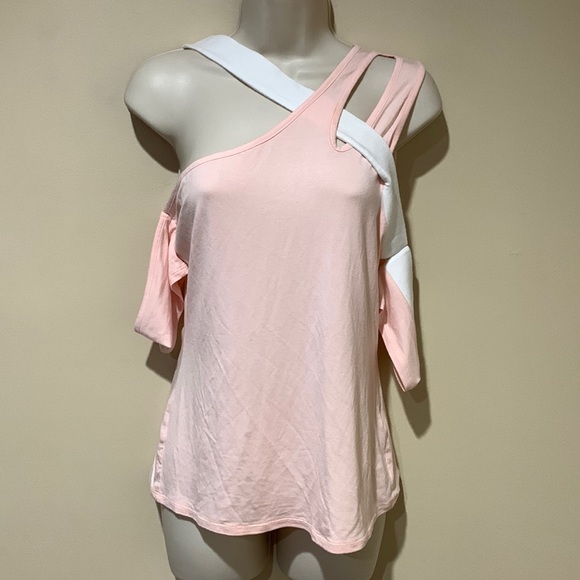VENUS top - Picture 1 of 8